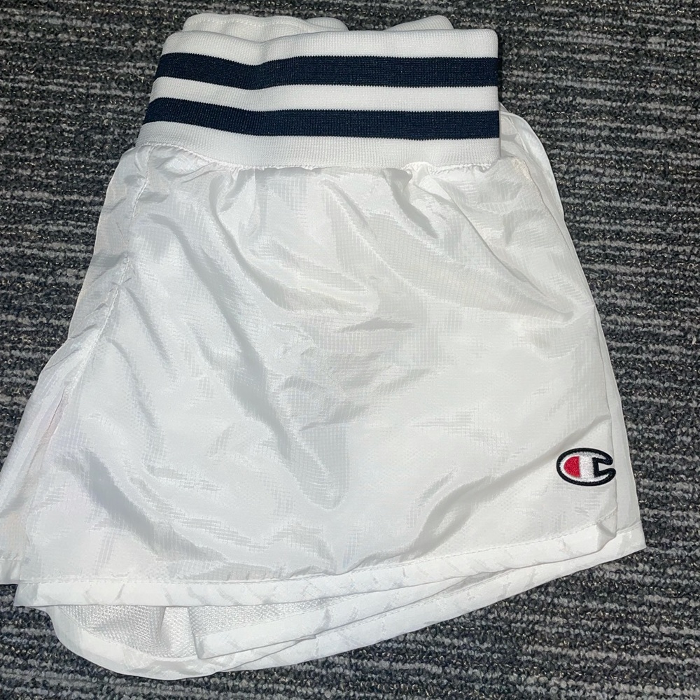 Champion running shorts white